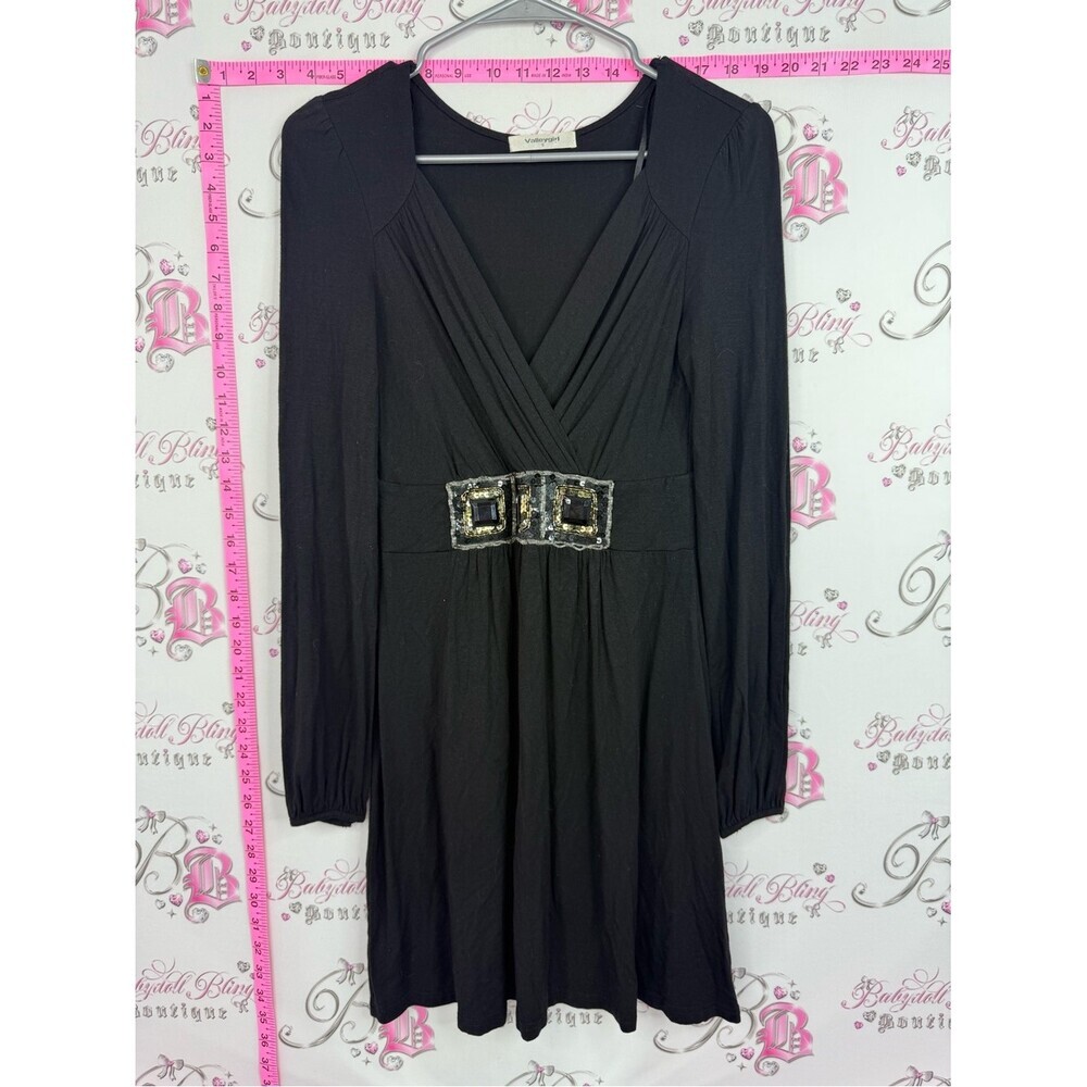 Valleygirl dress Black Long Sleeve V-Neck Dress with Embellished Waist Buckle